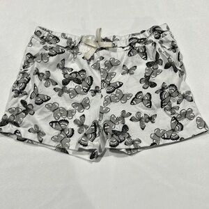 H&m. Girls shirts. Size 4-6Y.